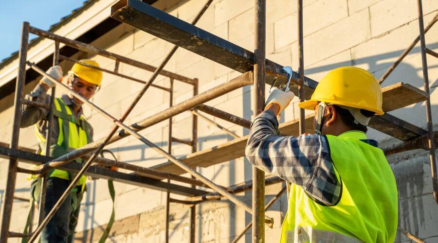 Professional gutter cleaning in Coal Valley, IL